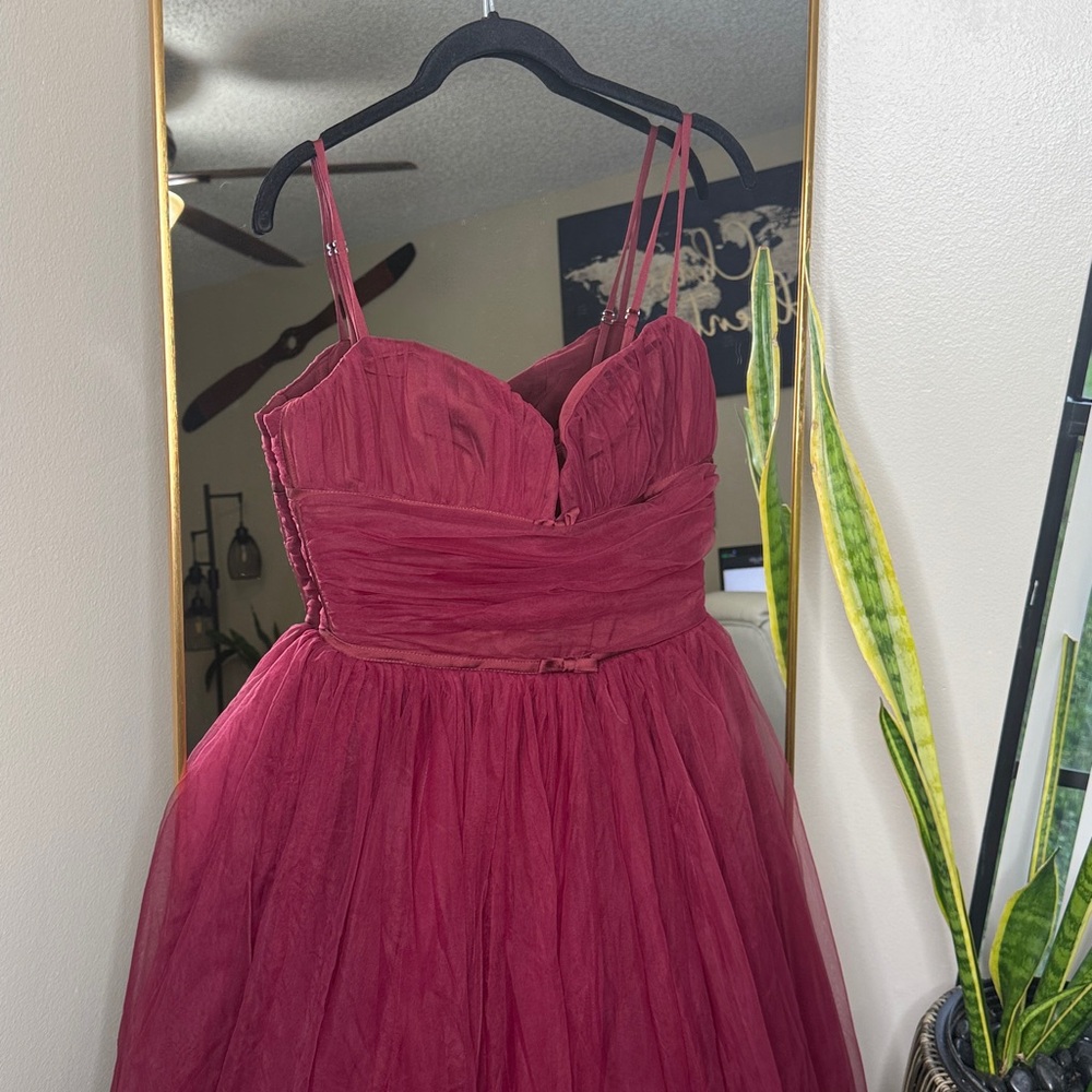HOUSE OF CB 'Countess' Cabernet Tulle Midi Dress NWOT - Picture 4 of 7